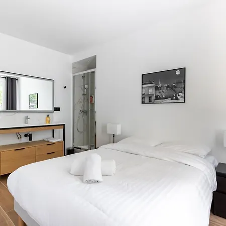 Nouvel Cosy Montparnasse *